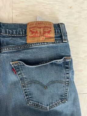 Men’s Levi Jeans